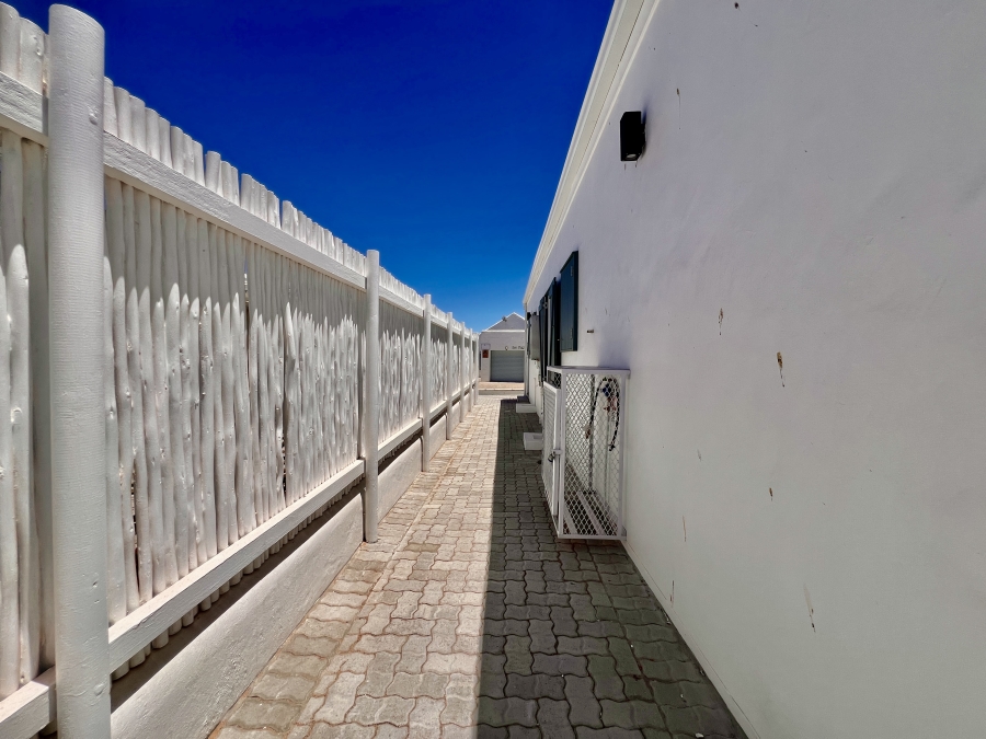 3 Bedroom Property for Sale in Paternoster Western Cape